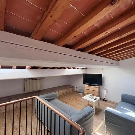 Penthouse Center *